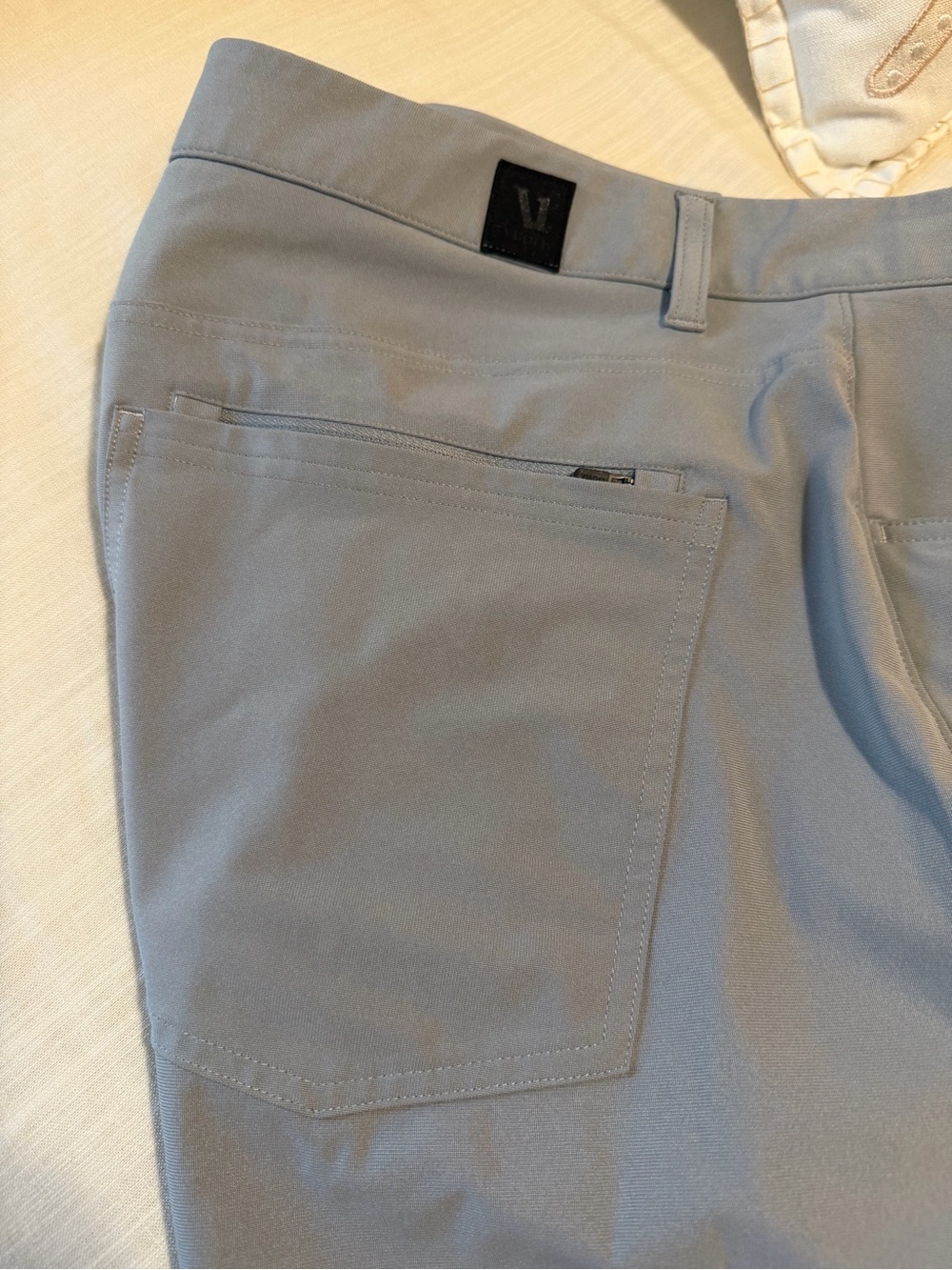 Vuori Meta Pants in the grey stretch tapered athletic Pants size 36/32